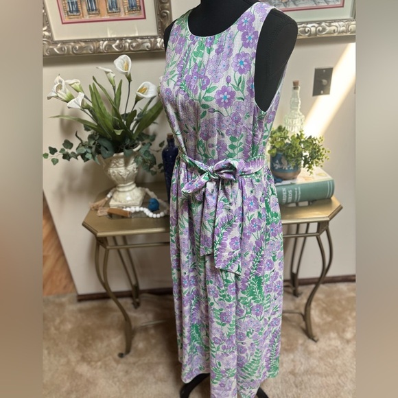 TALBOTS FLORAL PRINT FIT & FLARE SLEEVELESS SUMMER BOW SASH MIDI DRESS SZ 8 - Picture 3 of 11